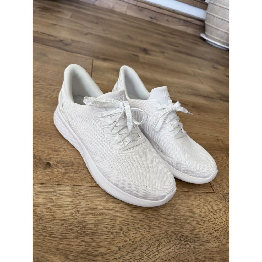 KIZIK 10.5 Athens White slip on hands free tennis shoe lace up sneaker tennis